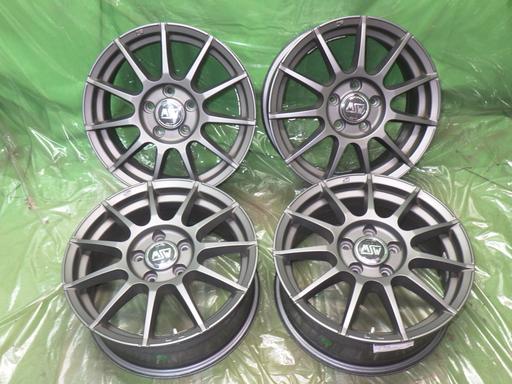 562194001　　クリックすると、もっと大きい画像を表示