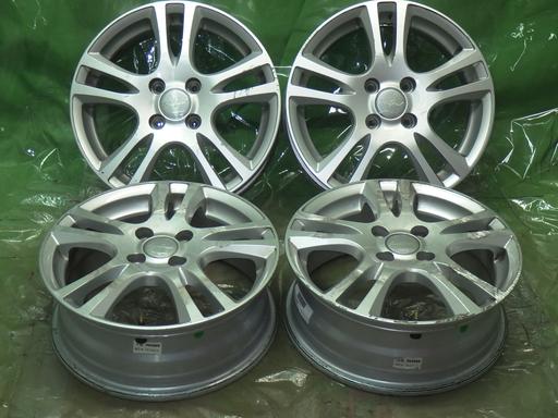 563724003　　クリックすると、もっと大きい画像を表示