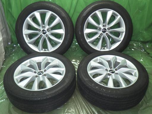 565718010　　クリックすると、もっと大きい画像を表示