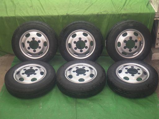 565815009　　クリックすると、もっと大きい画像を表示