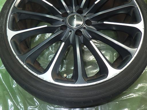 565737001　　クリックすると、もっと大きい画像を表示