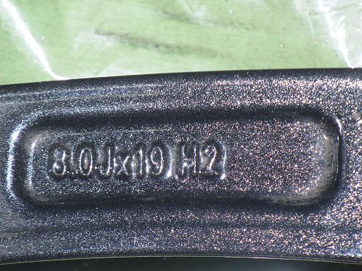 565768001　　クリックすると、もっと大きい画像を表示