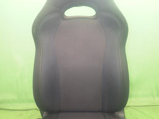 565792001　　クリックすると、もっと大きい画像を表示