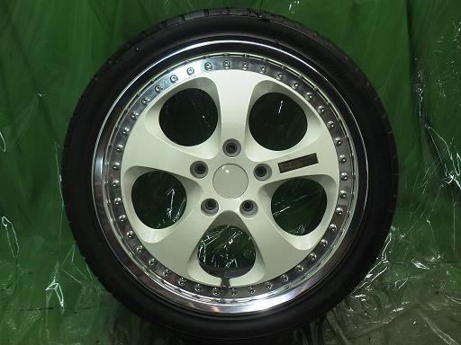 563552002　　クリックすると、もっと大きい画像を表示