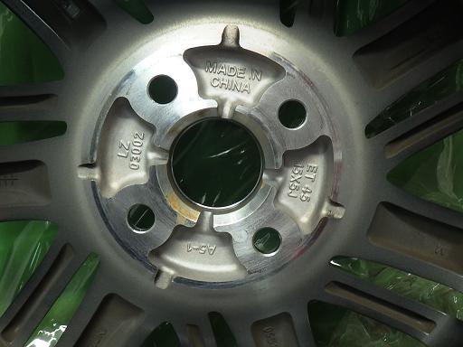 564066001　　クリックすると、もっと大きい画像を表示