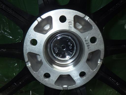 564451003　　クリックすると、もっと大きい画像を表示