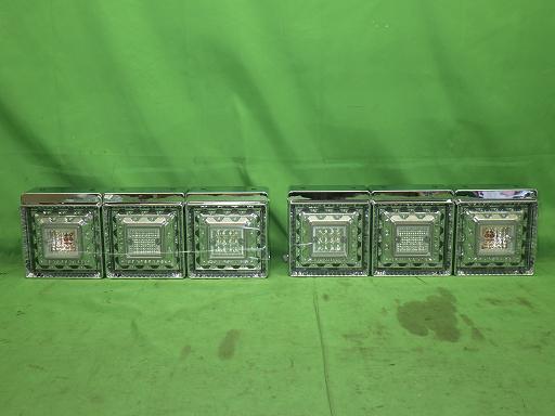 564810003　　クリックすると、もっと大きい画像を表示