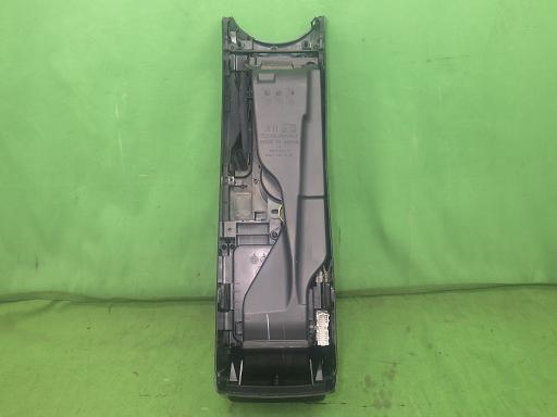 565919001　　クリックすると、もっと大きい画像を表示