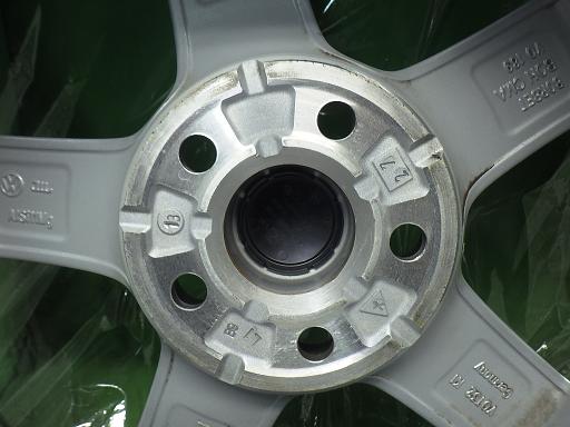 563585001　　クリックすると、もっと大きい画像を表示