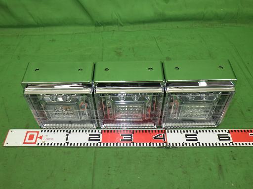 564810003　　クリックすると、もっと大きい画像を表示