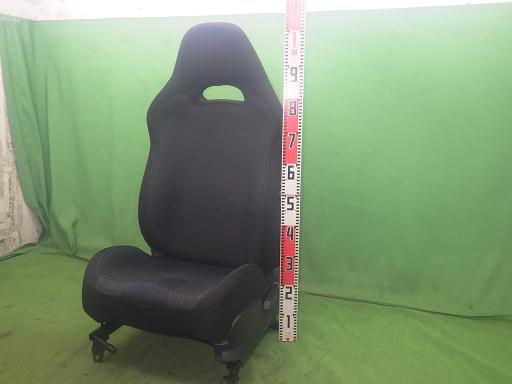 565792001　　クリックすると、もっと大きい画像を表示