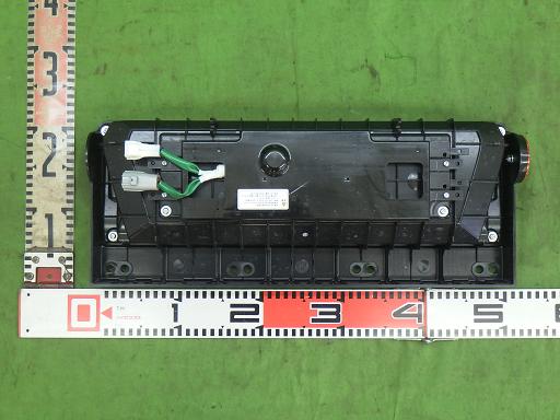 566128005　　クリックすると、もっと大きい画像を表示