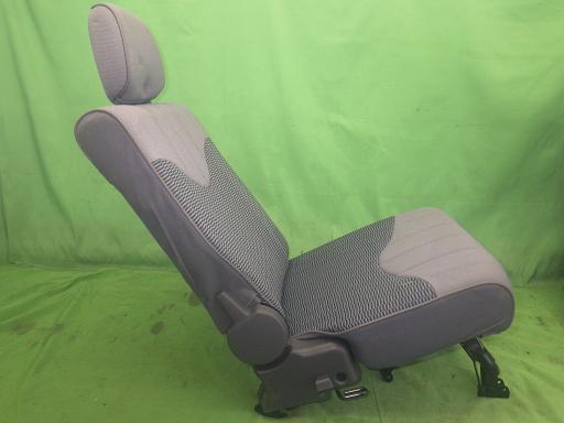 563594001　　クリックすると、もっと大きい画像を表示