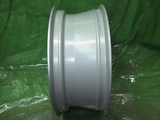 565736001　　クリックすると、もっと大きい画像を表示