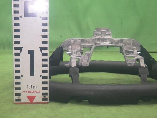 565819002　　クリックすると、もっと大きい画像を表示