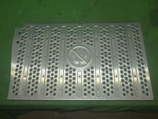 564608001　　クリックすると、もっと大きい画像を表示