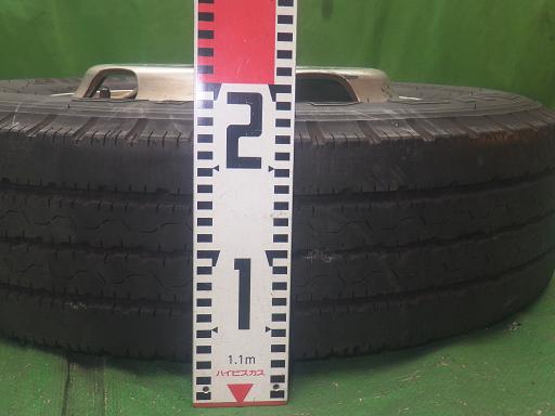 564716001　　クリックすると、もっと大きい画像を表示