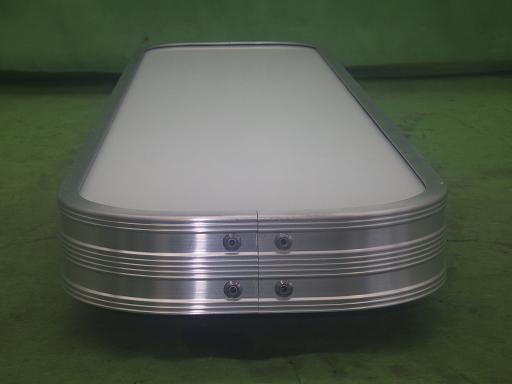 565781004　　クリックすると、もっと大きい画像を表示