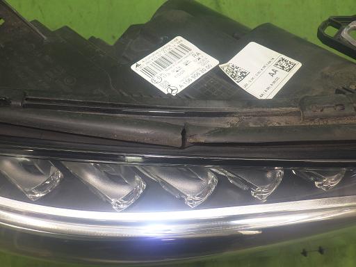 565898003　　クリックすると、もっと大きい画像を表示