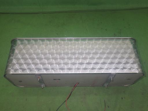 565892001　　クリックすると、もっと大きい画像を表示