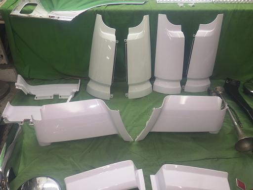 564836005　　クリックすると、もっと大きい画像を表示