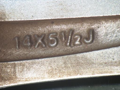 565809001　　クリックすると、もっと大きい画像を表示