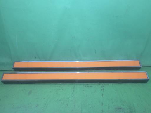 565813001　　クリックすると、もっと大きい画像を表示