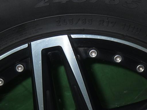 565859001　　クリックすると、もっと大きい画像を表示