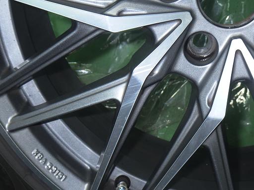 563732001　　クリックすると、もっと大きい画像を表示