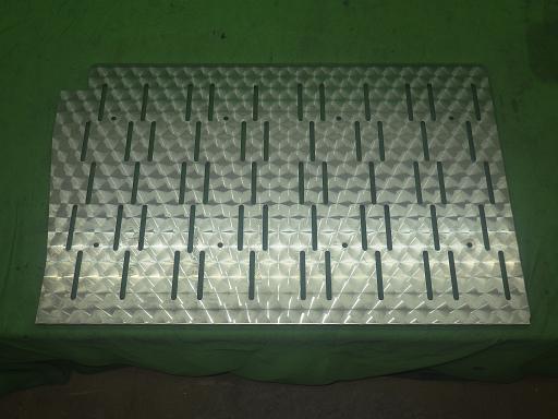 564608001　　クリックすると、もっと大きい画像を表示