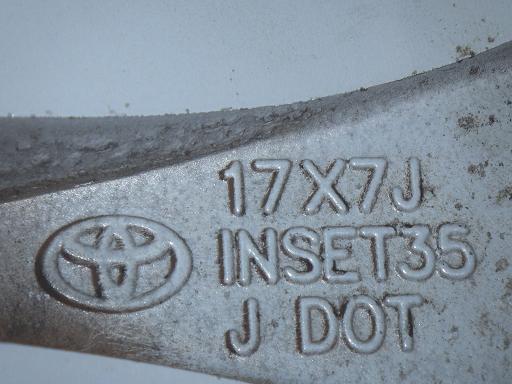 564809001　　クリックすると、もっと大きい画像を表示