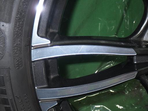 565768001　　クリックすると、もっと大きい画像を表示