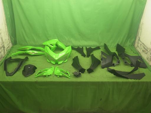 564647001　　クリックすると、もっと大きい画像を表示