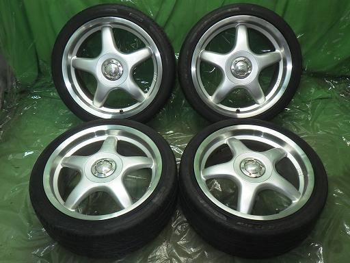 565755001　　クリックすると、もっと大きい画像を表示