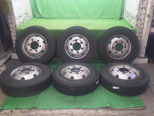 565758004　　クリックすると、もっと大きい画像を表示