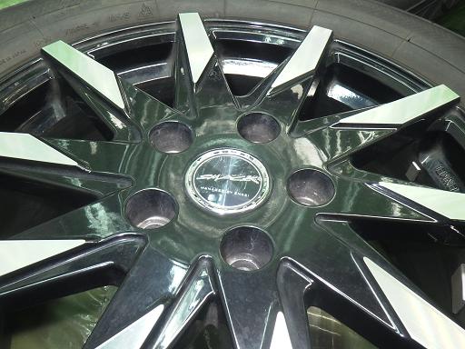 564983001　　クリックすると、もっと大きい画像を表示