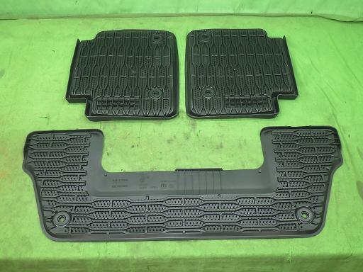 565258005　　クリックすると、もっと大きい画像を表示