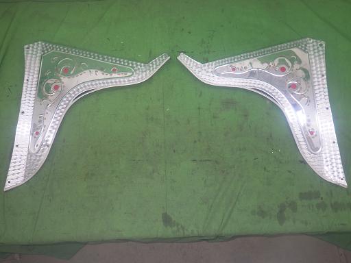 565648001　　クリックすると、もっと大きい画像を表示