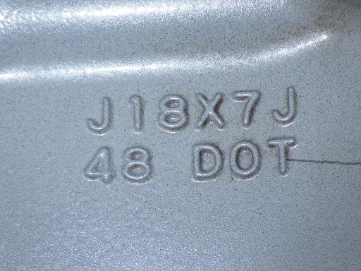 566146002　　クリックすると、もっと大きい画像を表示