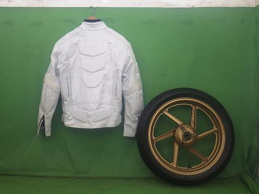 565012001　　クリックすると、もっと大きい画像を表示