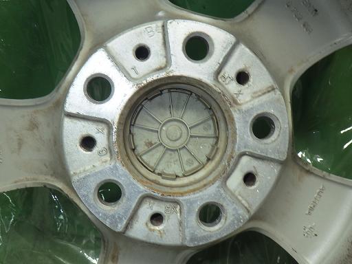 565481001　　クリックすると、もっと大きい画像を表示