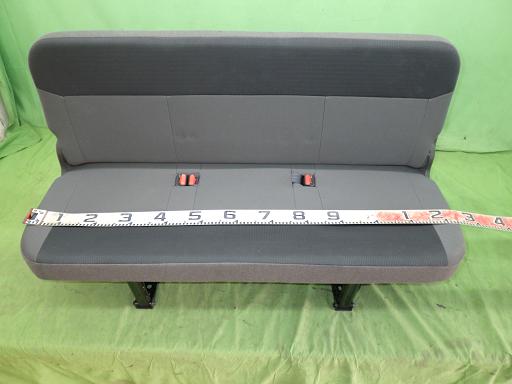 566404001　　クリックすると、もっと大きい画像を表示