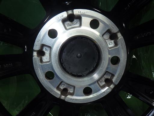 563568001　　クリックすると、もっと大きい画像を表示