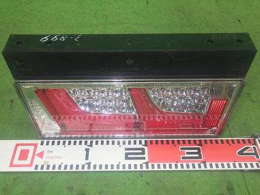 564499010　　クリックすると、もっと大きい画像を表示