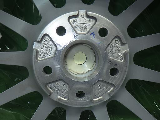 565514001　　クリックすると、もっと大きい画像を表示