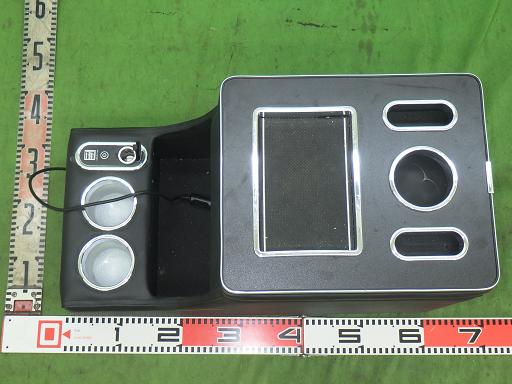 566105001　　クリックすると、もっと大きい画像を表示