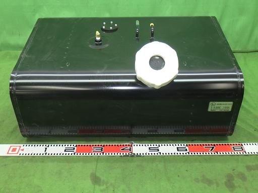 566128010　　クリックすると、もっと大きい画像を表示