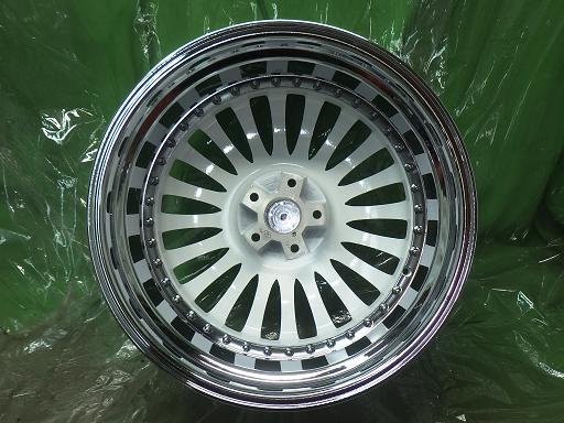 563828001　　クリックすると、もっと大きい画像を表示