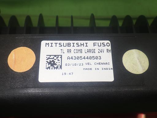 565004002　　クリックすると、もっと大きい画像を表示