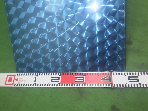 565653004　　クリックすると、もっと大きい画像を表示